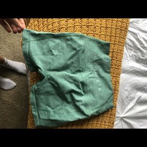 Size xs alphalete biker shorts